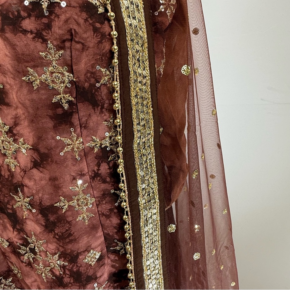 β¨ Lavish Brown & Gold Embellished Party Suit β New, Never Worn (3-Piece) Plazzo - Picture 10 of 14